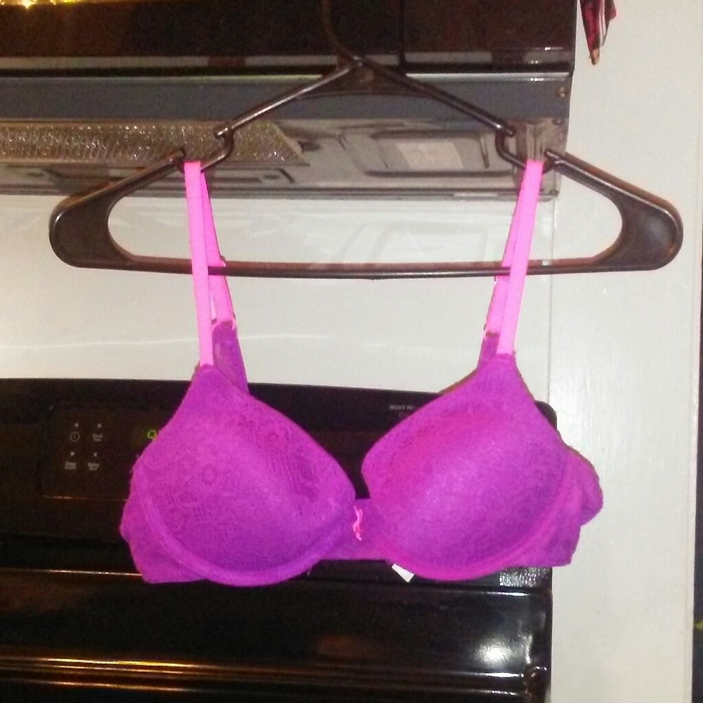 Padded lace bra